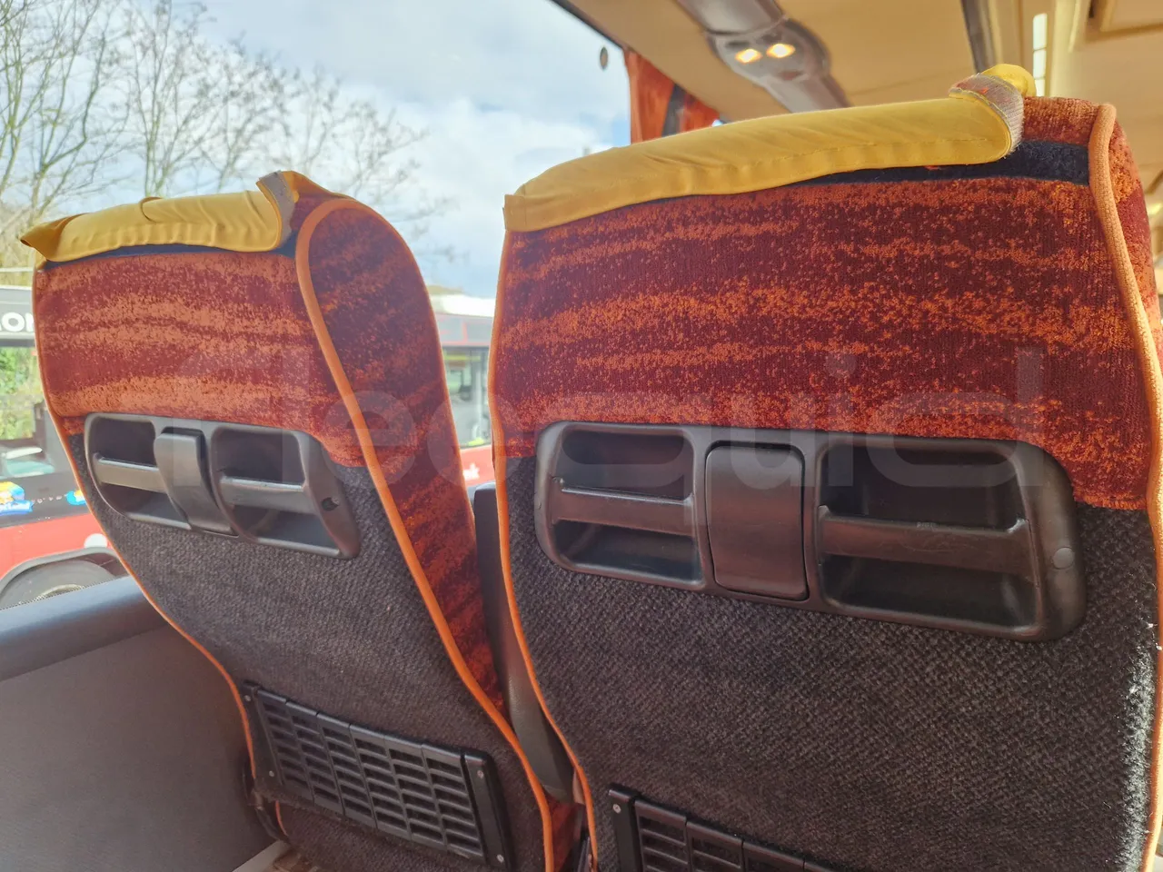 Irizar Scania K380EB - EUR4 - 279kW - 12m - roof hatch 3