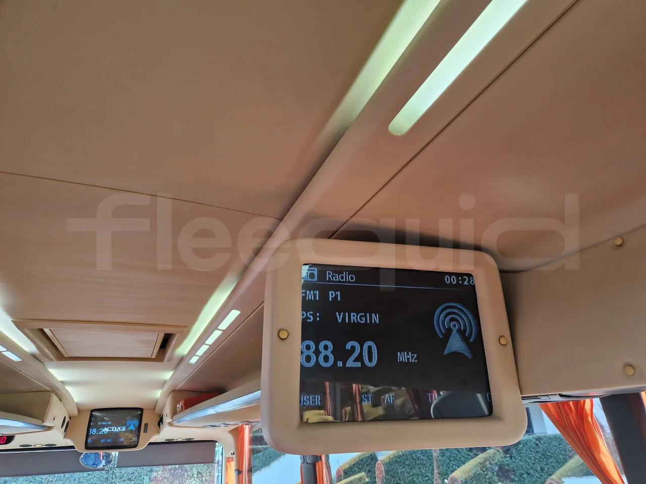 Irizar Scania K380EB - EUR4 - 279kW - 12m - monitor detail photo