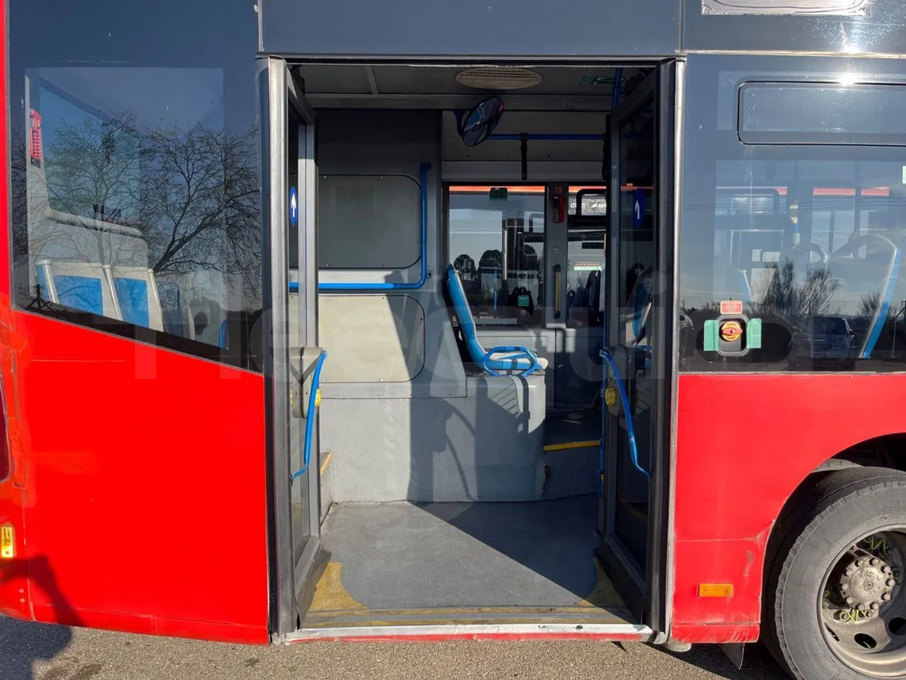 Mercedes-Benz Citaro O530 - Euro4 - 210kW - 11.950m - front door 3 open