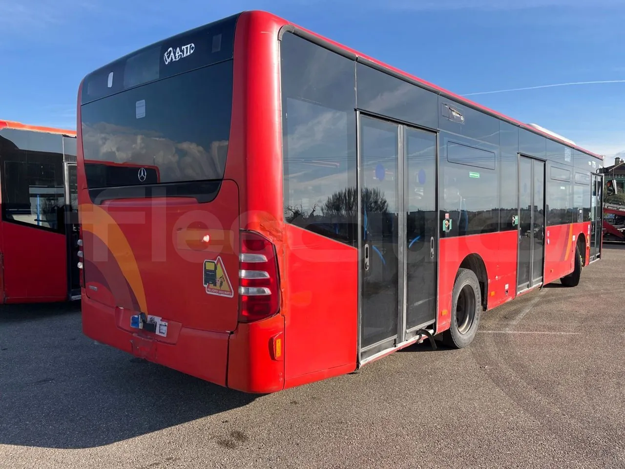 Mercedes-Benz Citaro O530 - Euro4 - 210kW - 11.950m - 3/4 right rear doors closed