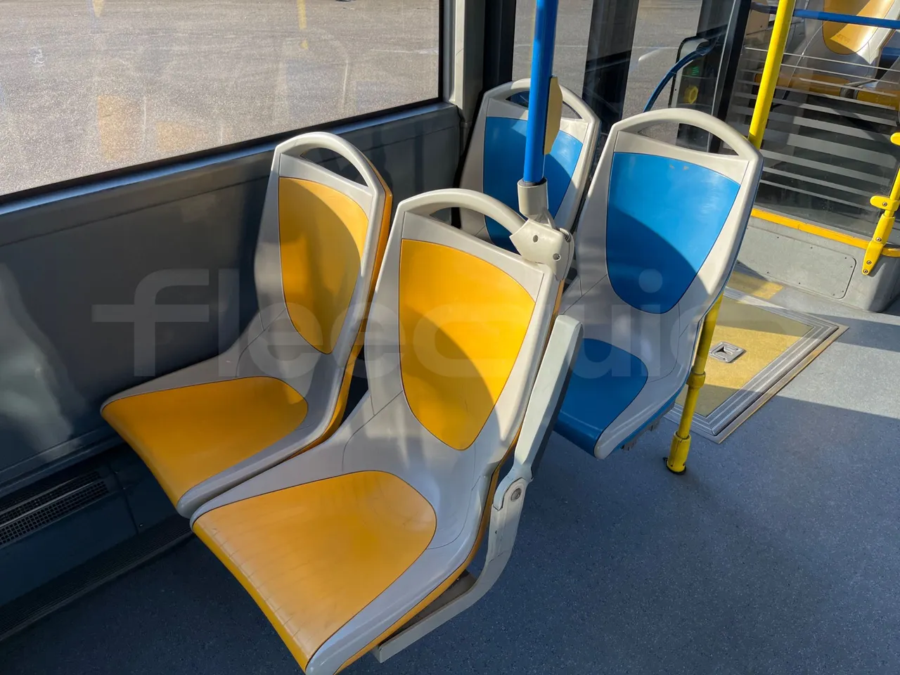 Mercedes-Benz Citaro O530 - Euro4 - 210kW - 11.950m - single seat detail