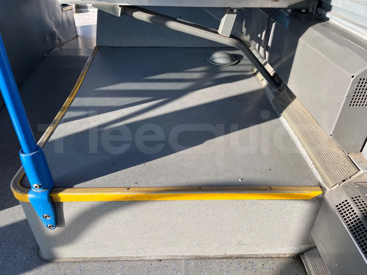 Mercedes-Benz Citaro O530 - Euro4 - 210kW - 11.950m - footrest detail photo