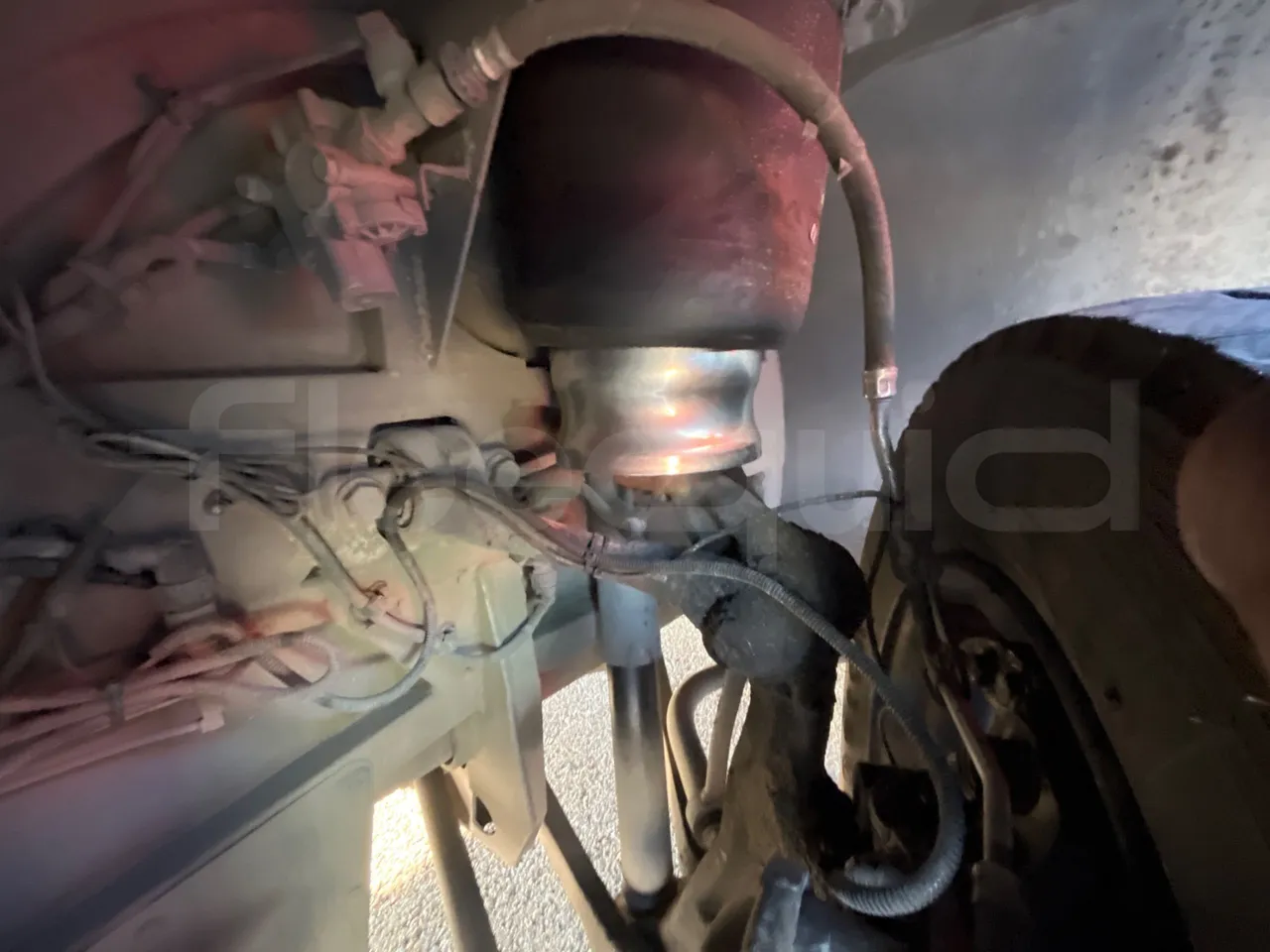 Mercedes-Benz Citaro O530 - Euro4 - 210kW - 11.950m - front shock absorbers left