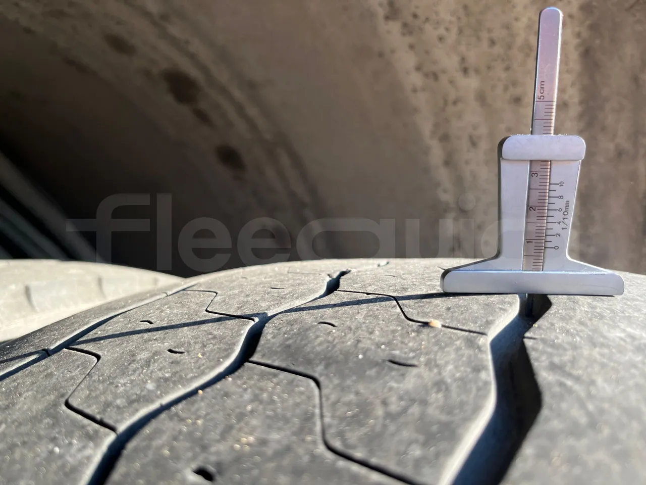 Mercedes-Benz Citaro O530 - Euro4 - 210kW - 11.950m - tread condition second axle tires left