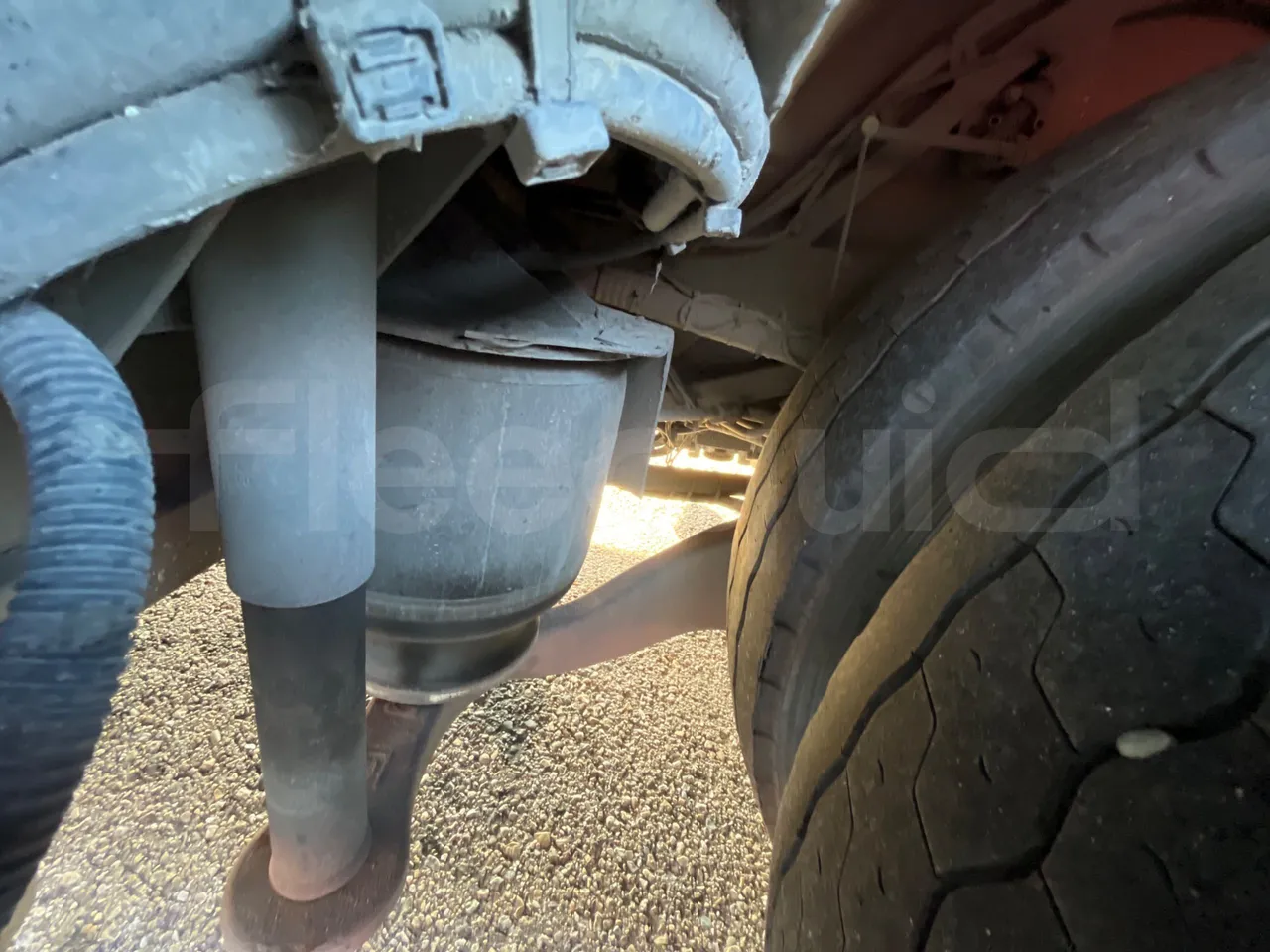 Mercedes-Benz Citaro O530 - Euro4 - 210kW - 11.950m - axle 2 shock absorbers 1 right