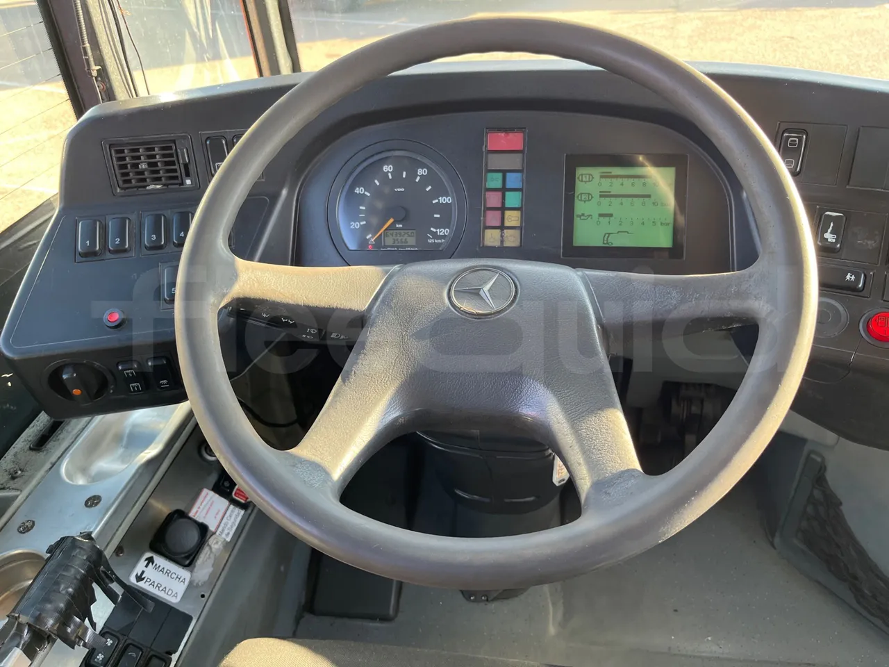 Mercedes-Benz Citaro O530 - Euro4 - 210kW - 11.950m - steering wheel photo