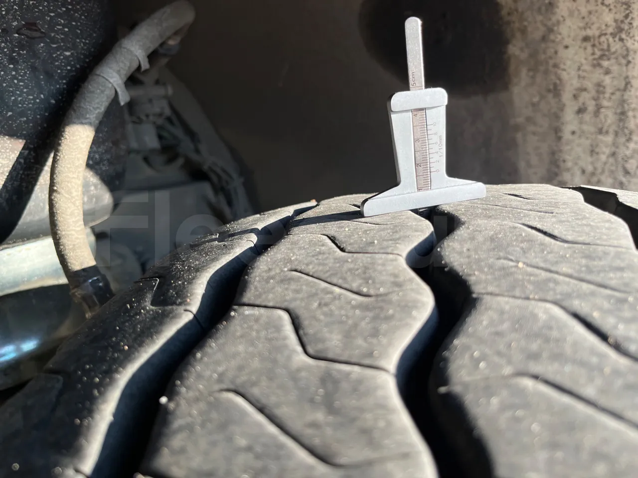 Mercedes-Benz Citaro O530 - Euro4 - 210kW - 11.950m - rear left tire photo