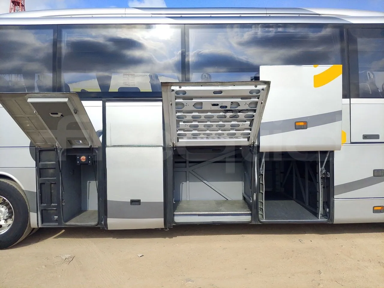 Setra S416 GT-HD/2 -EUR5- 315kW - 13m - luggage rack photo