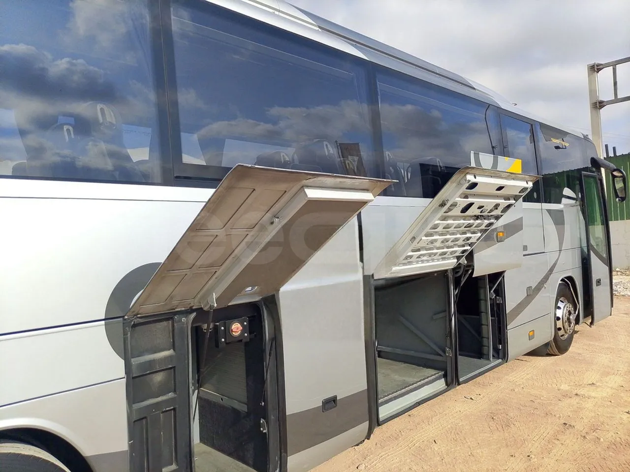 Setra S416 GT-HD/2 -EUR5- 315kW - 13m - platform open photo