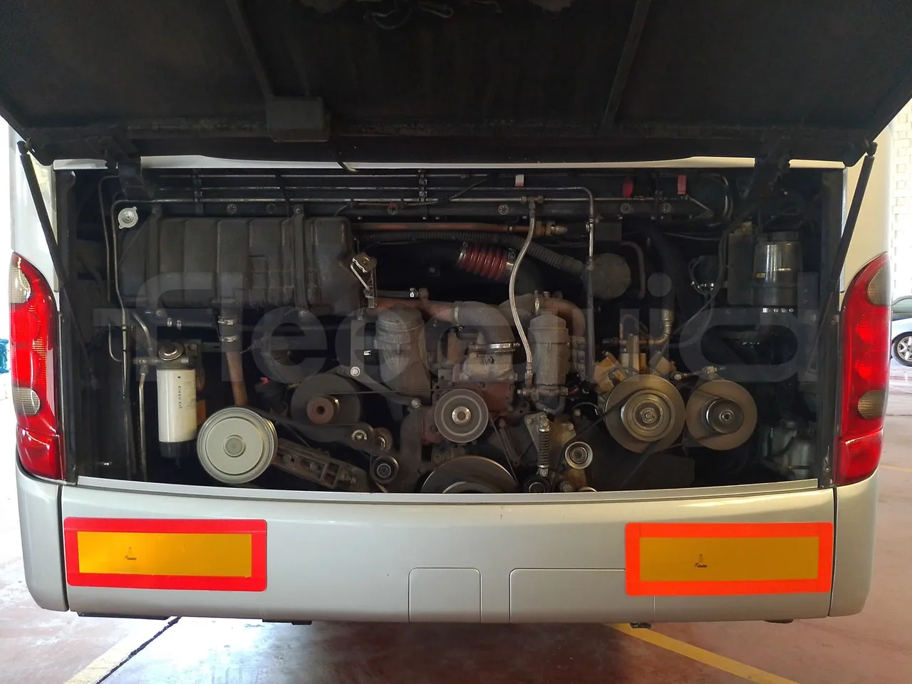 Setra S416 GT-HD/2 -EUR5- 315kW - 13m - rear hatch open (mandatory for bus to scrap)