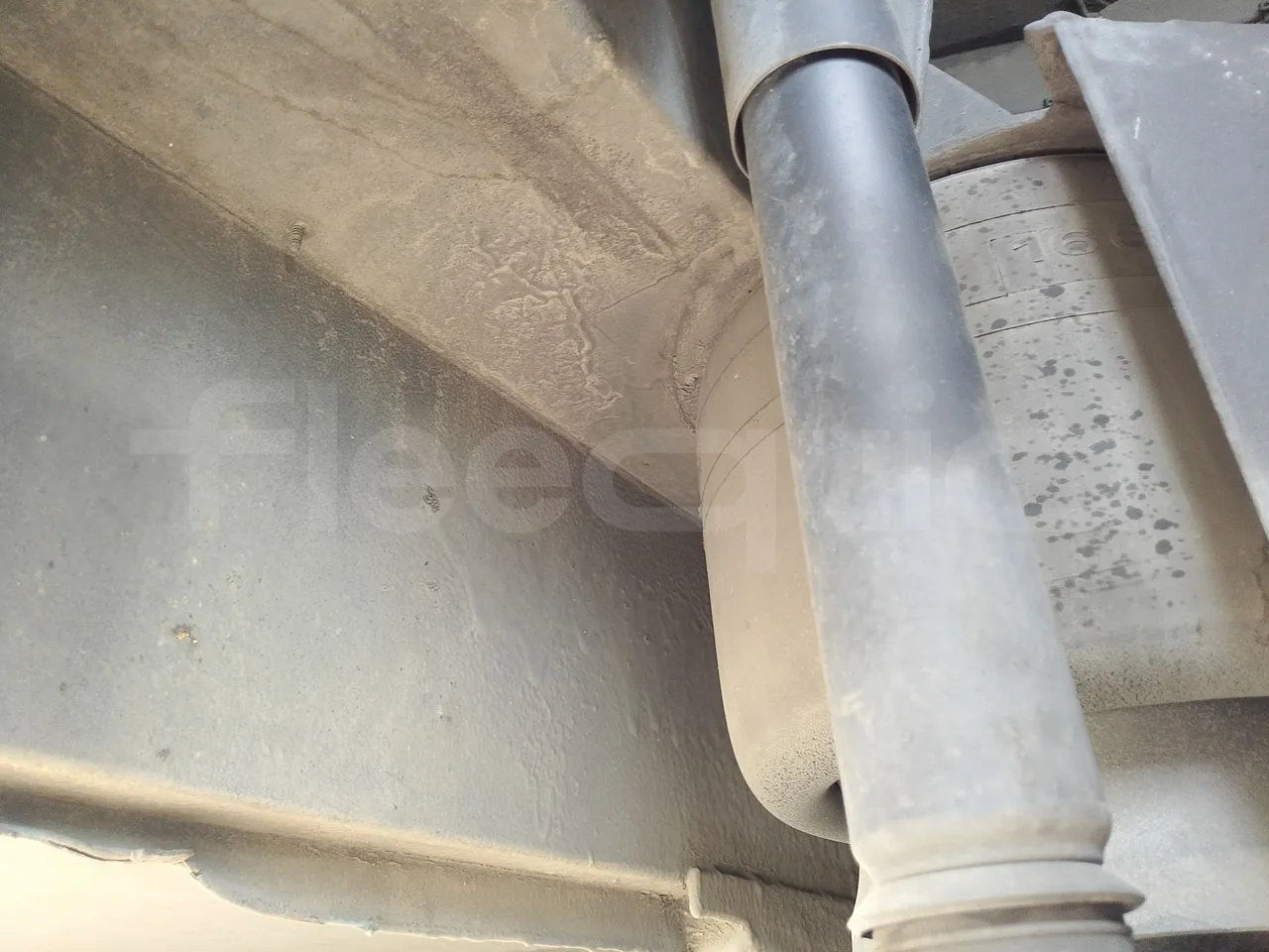 Setra S416 GT-HD/2 -EUR5- 315kW - 13m - axle 2 shock absorbers 1 right