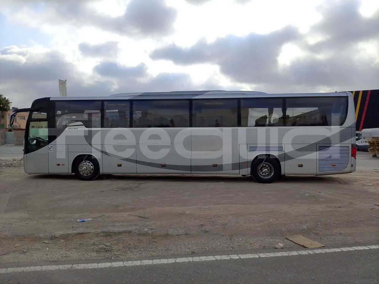 Setra S416 GT-HD/2 -EUR5- 315kW - 13m - left side photo