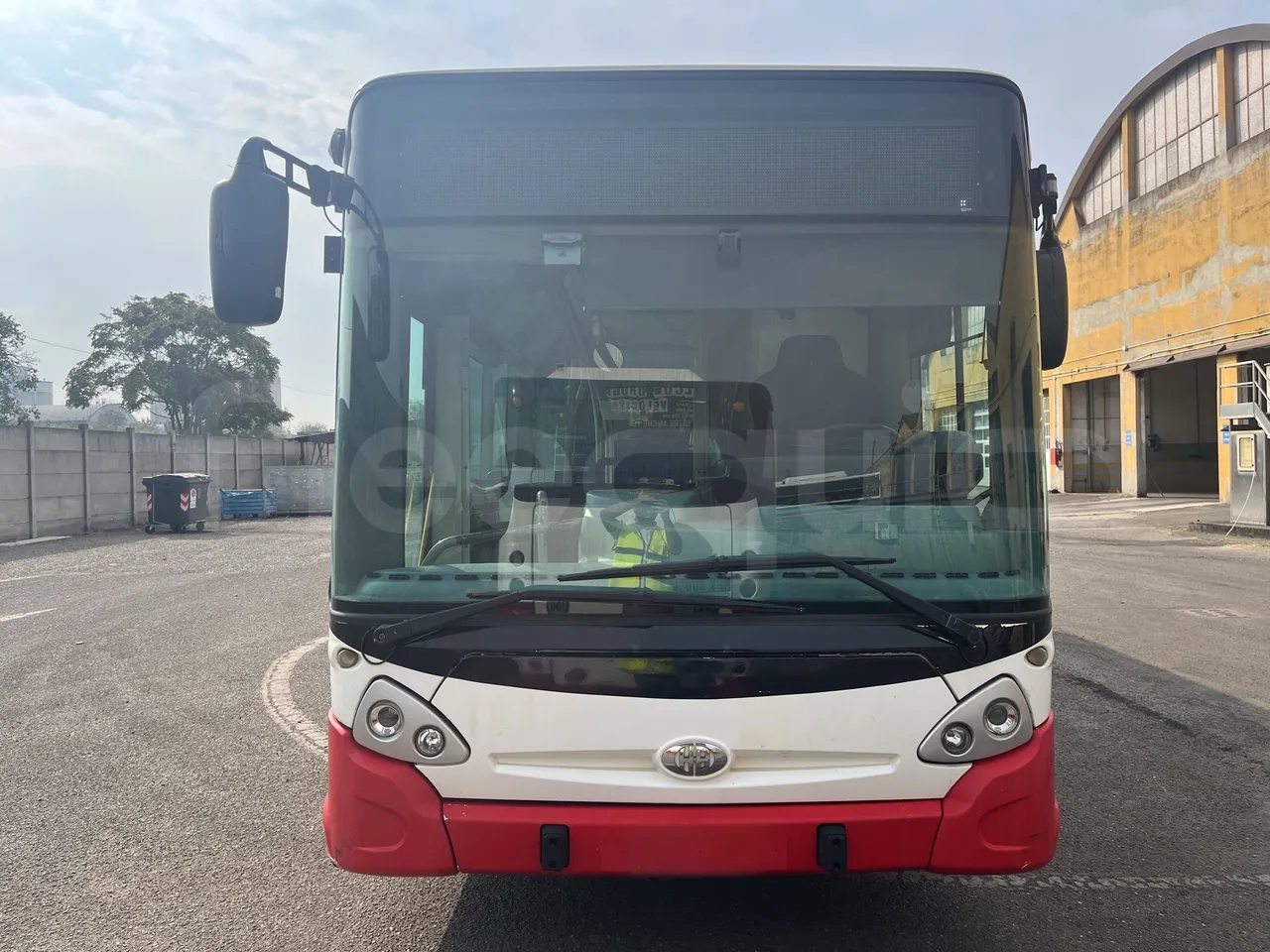 Iveco Heuliez Gx117 - Front