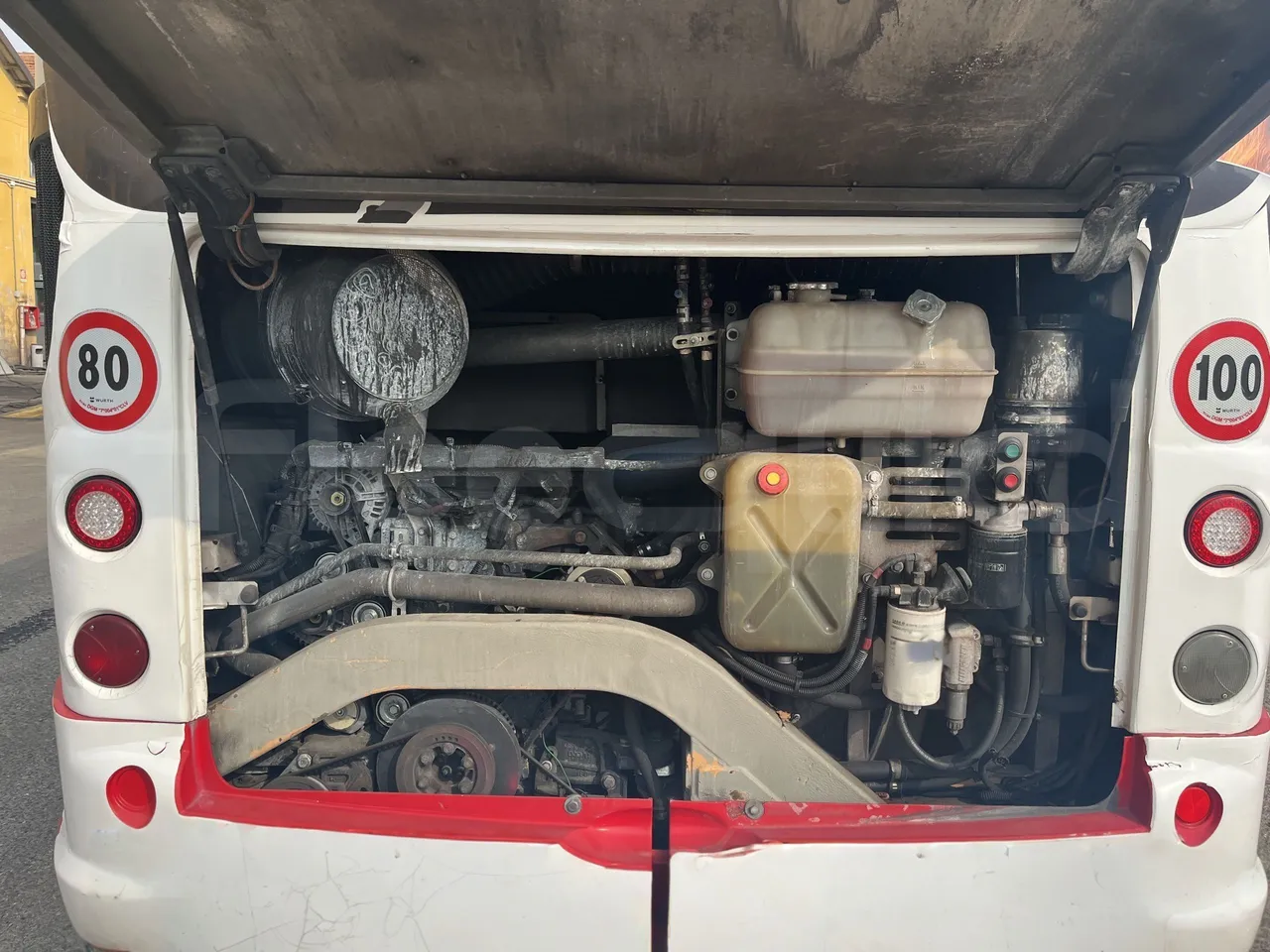 Iveco Heuliez Gx117 - Rear Hatch Open