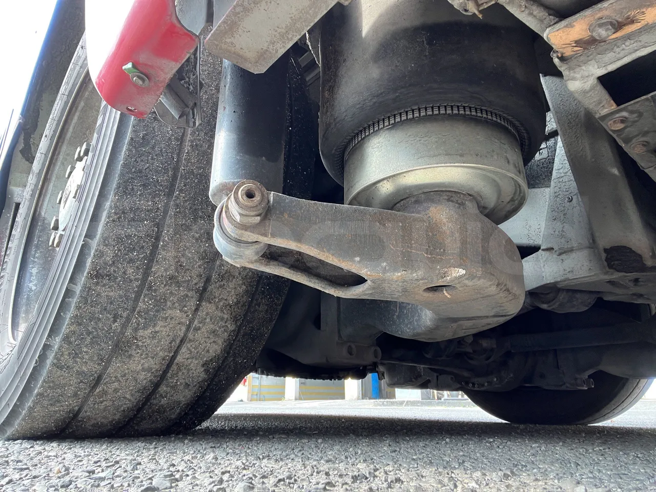 Iveco Heuliez Gx117 - Second Axle Right Side