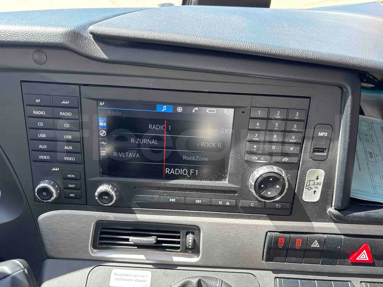Setra S515 - radio accessories photo
