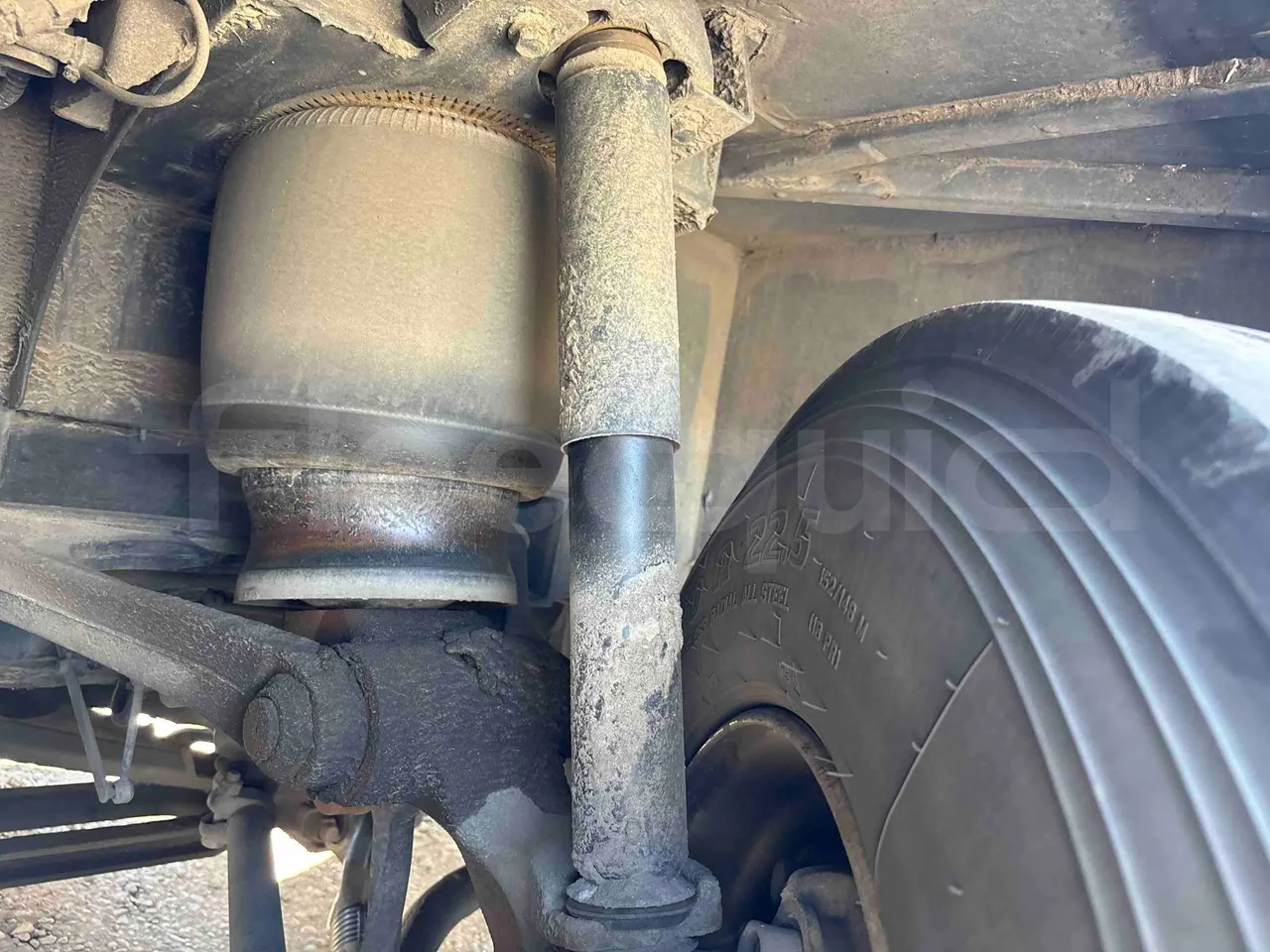 Setra S515 - front shock absorbers left