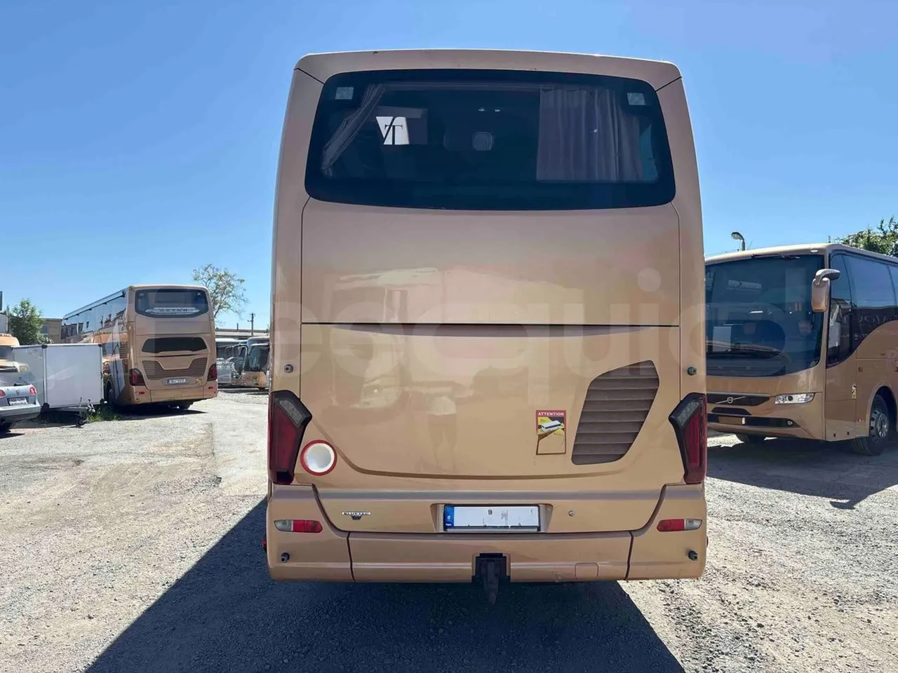 Setra S515 - rear hatch closed
