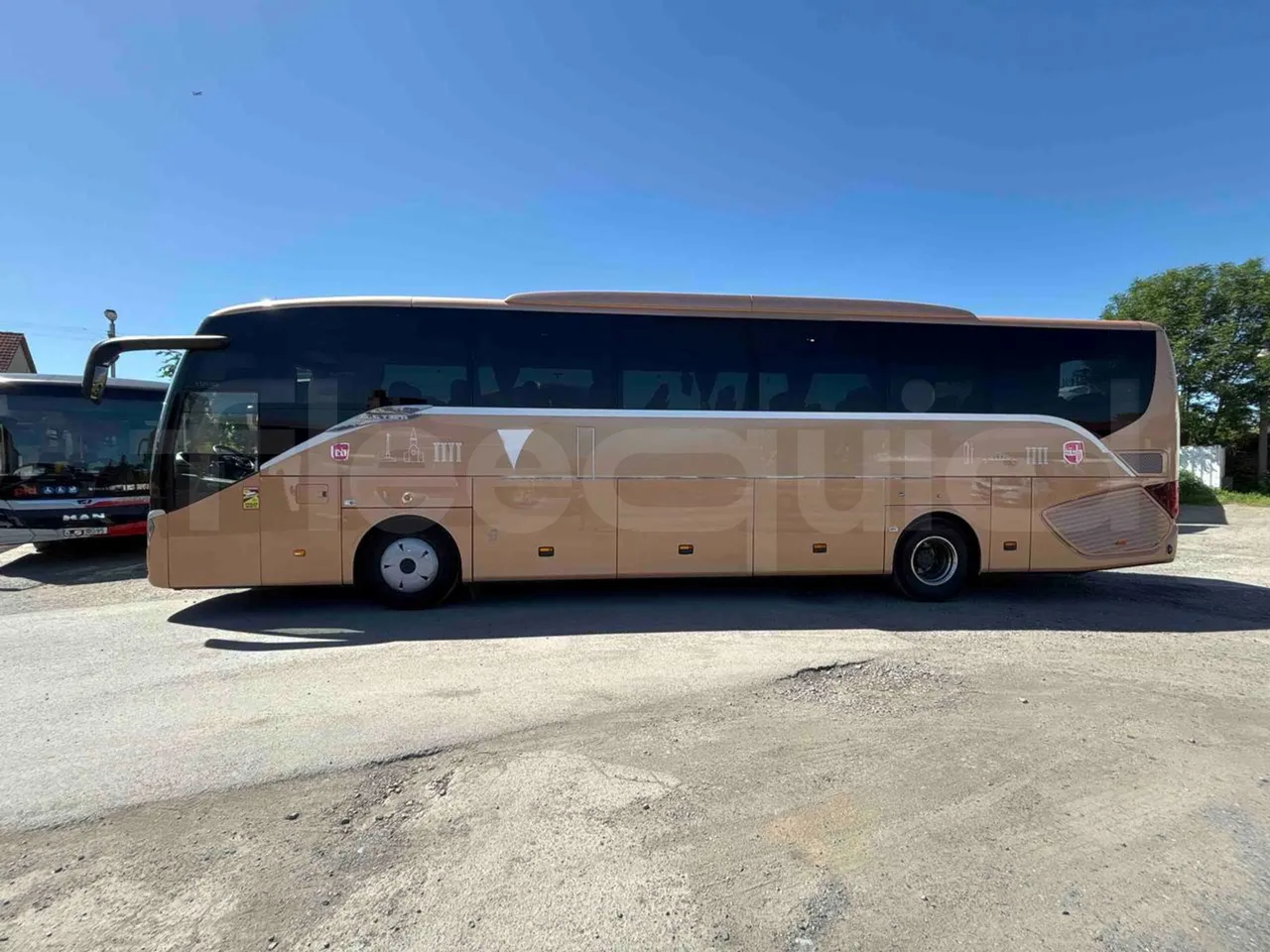 Setra S515 - left side photo