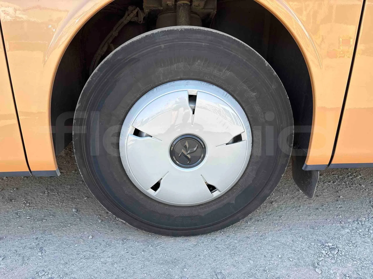 Setra S515 - front left tire measurements
