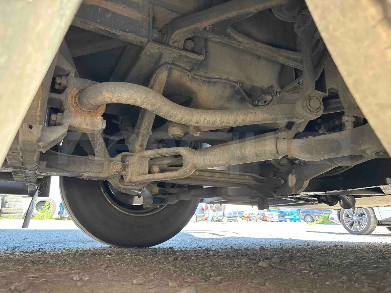 Setra S515 - front axle right side