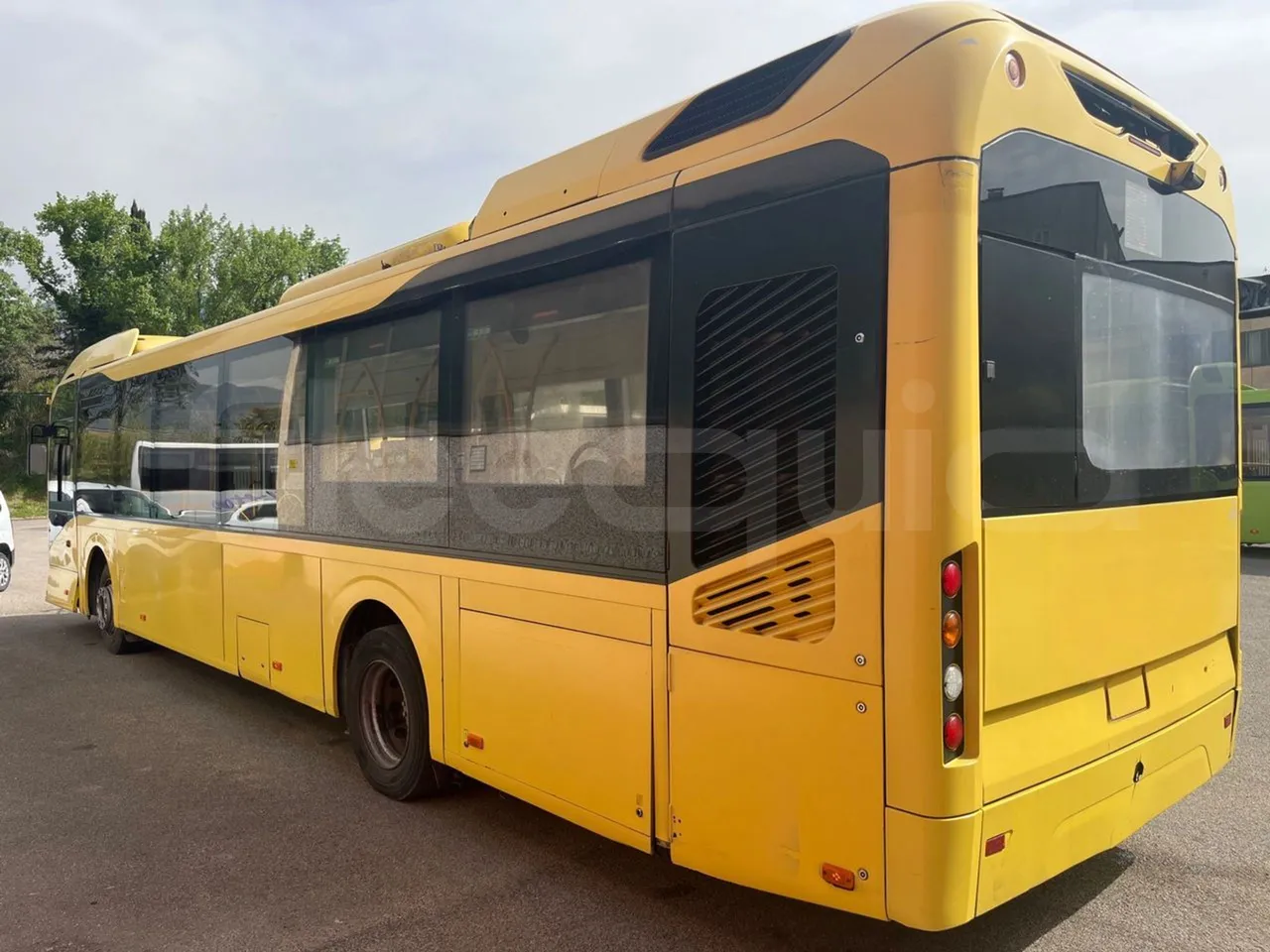 Volvo B4SC 7900  - Euro6 - 177kW - 12.134mt - 3/4 left rear side