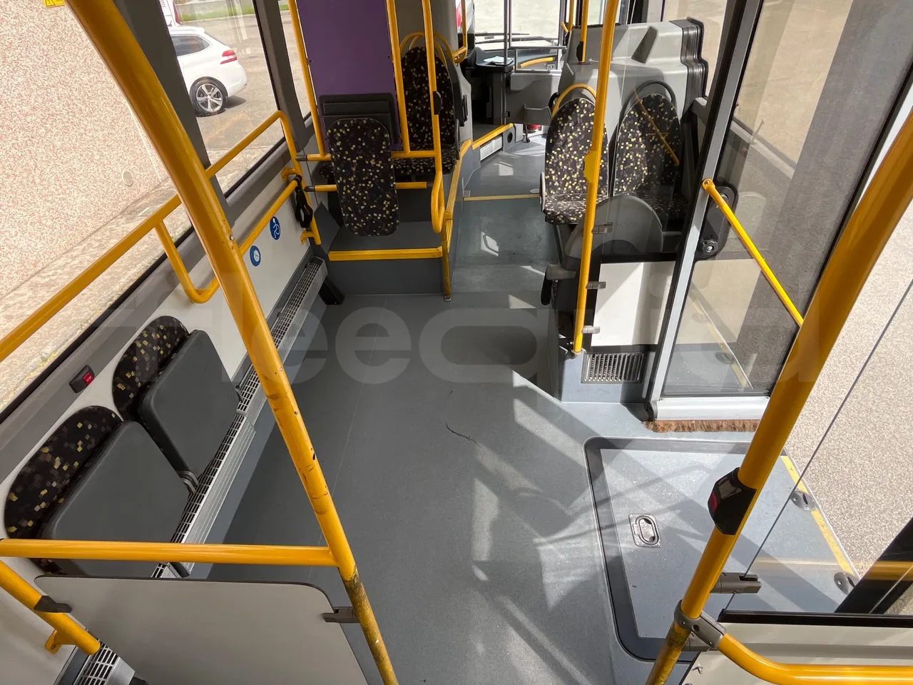 Volvo B4SC 7900  - Euro6 - 177kW - 12.134mt - disabled area photo