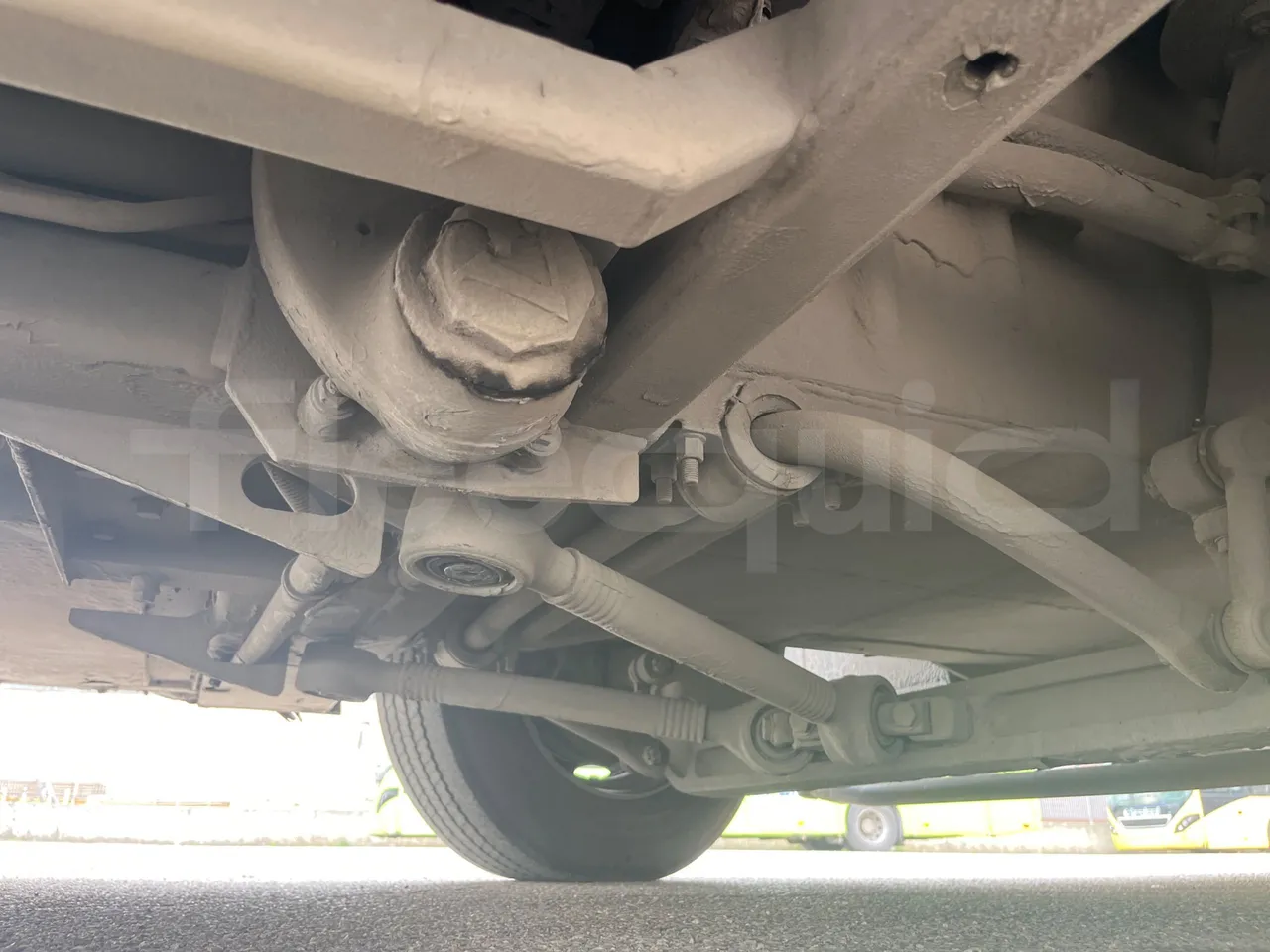 Volvo B4SC 7900  - Euro6 - 177kW - 12.134mt - front axle left side