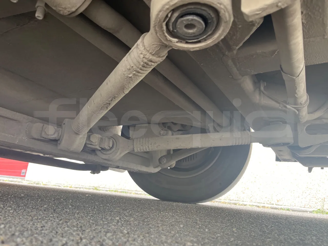 Volvo B4SC 7900  - Euro6 - 177kW - 12.134mt - front axle right side