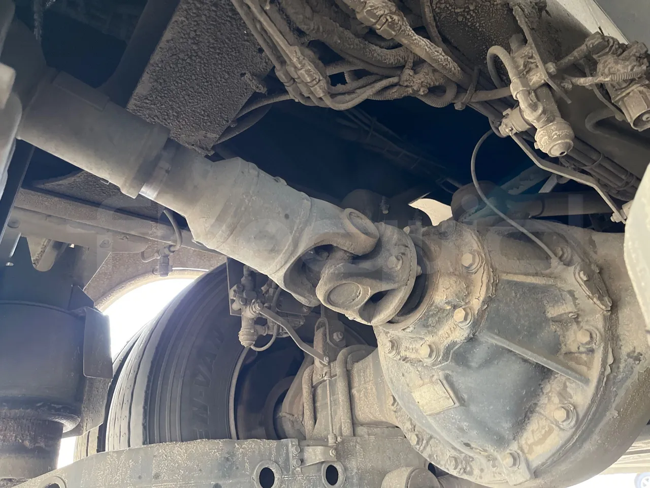 Man Noge Touring345 - EUR3 -  301kW - 13.000m - driveshaft photo