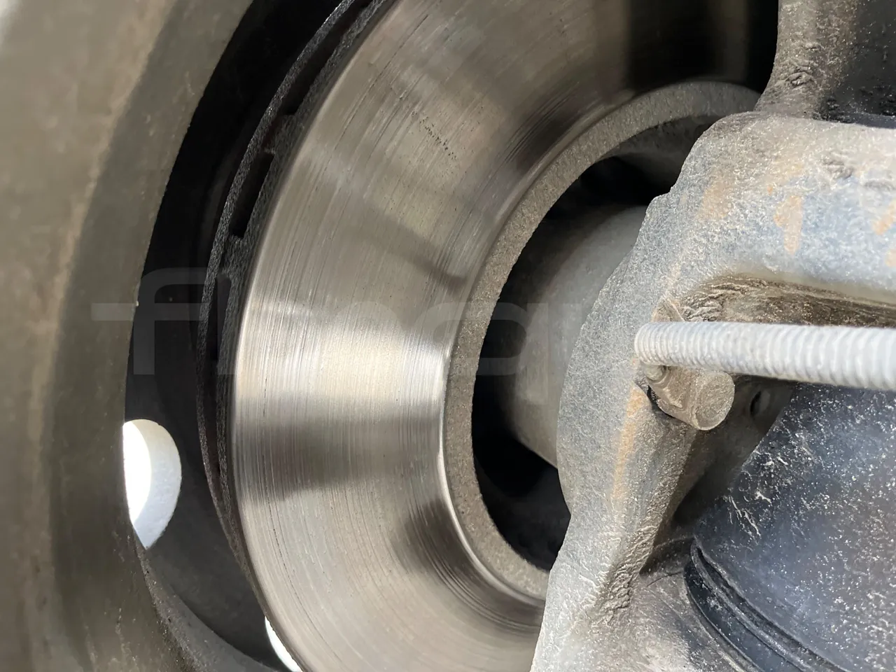 Man Noge Touring345 - EUR3 -  301kW - 13.000m - front discs right