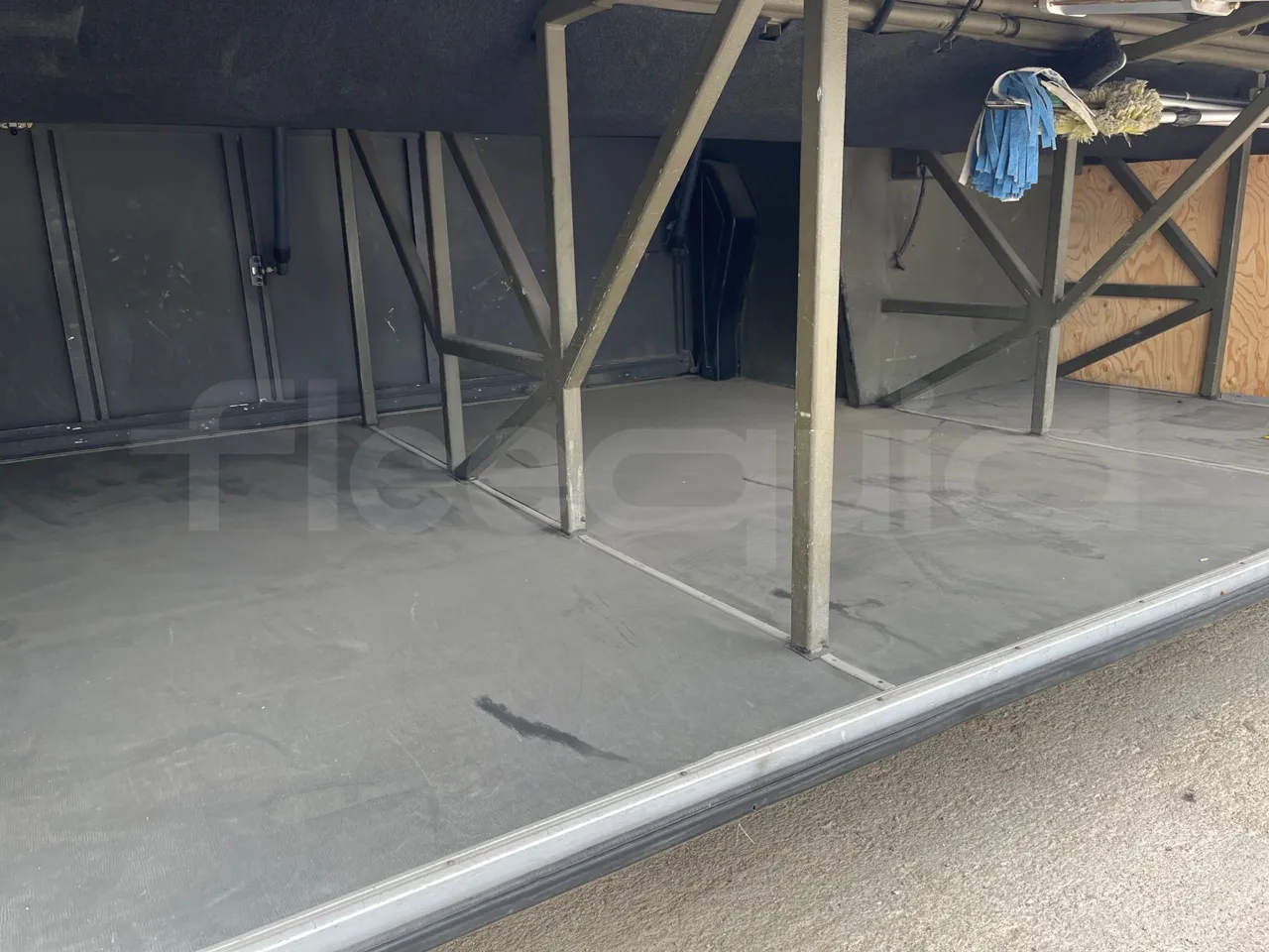 Man Noge Touring345 - EUR3 -  301kW - 13.000m - internal frame rust check