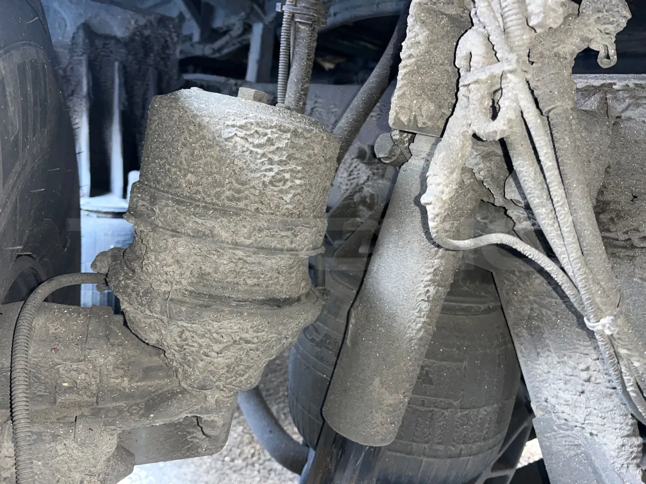 Scania Irizar i4H 14.99 M3 - Euro6 - 302kW - 14.990mt - axel 3 caliper brakes right