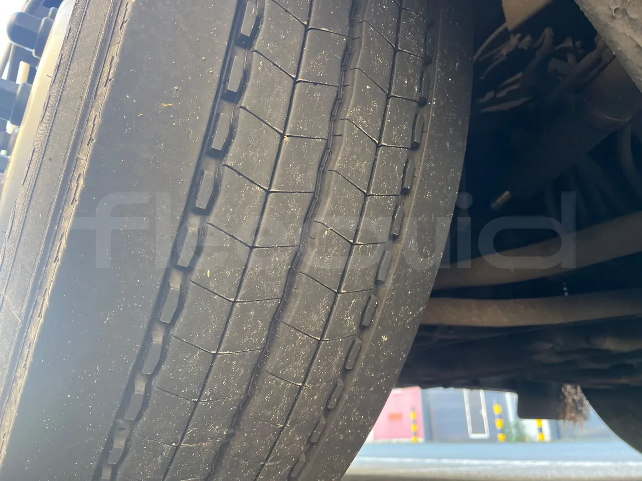 Scania Irizar i4H 14.99 M3 - Euro6 - 302kW - 14.990mt - tread condition front tires right