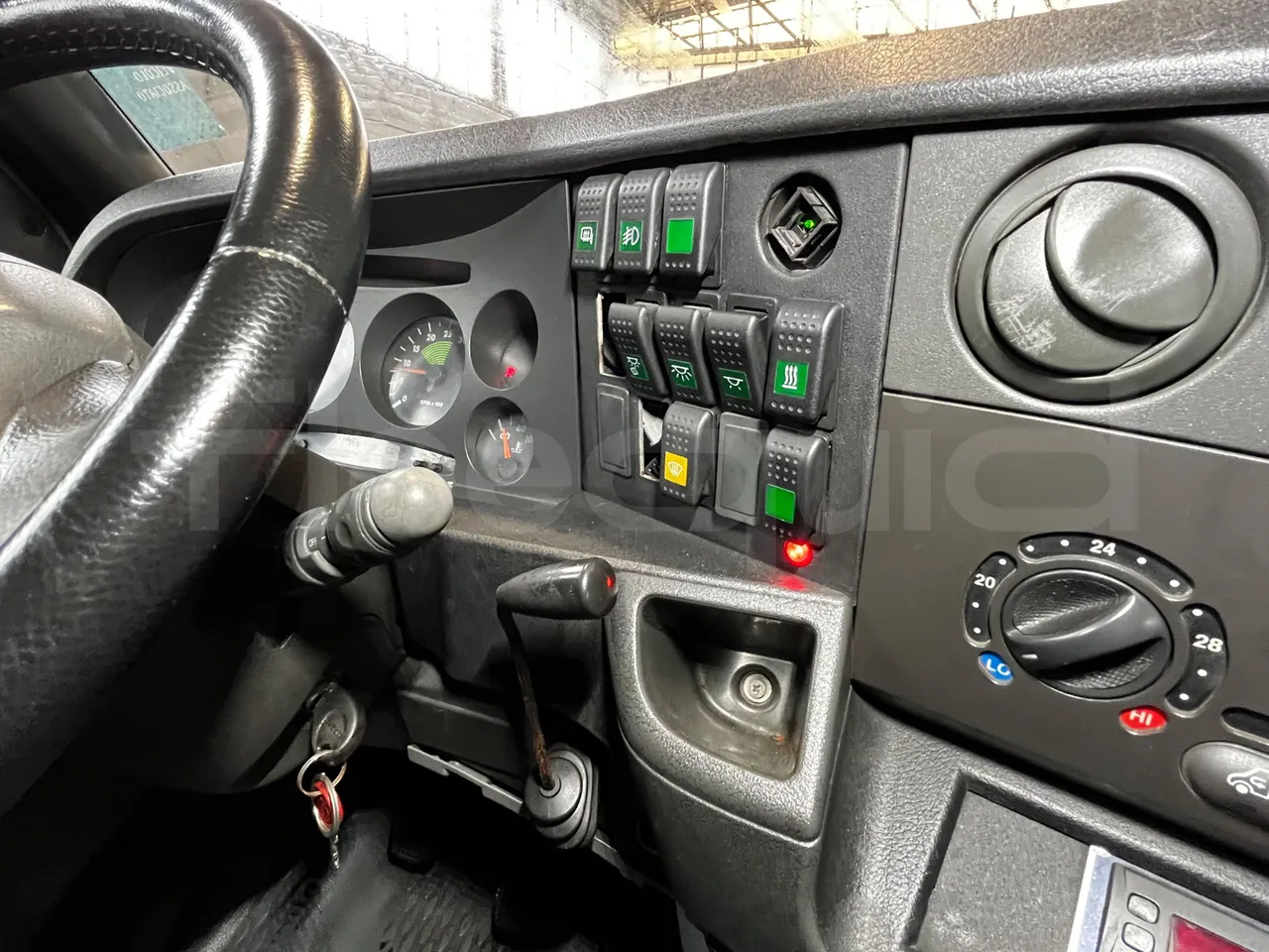 Iveco Daily A50C - Euro3 - 107kW - 6.948mt - radio accessories photo