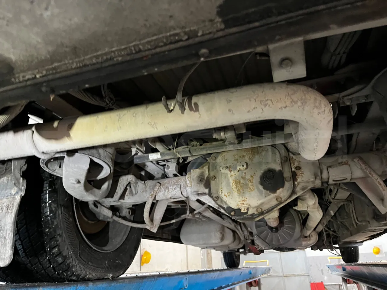 Iveco Daily A50C - Euro3 - 107kW - 6.948mt - bellows turntable (18m)