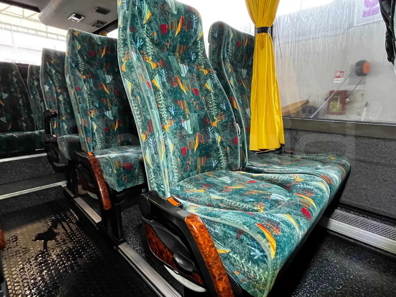 Iveco Daily A50C - Euro3 - 107kW - 6.948mt - single seat detail