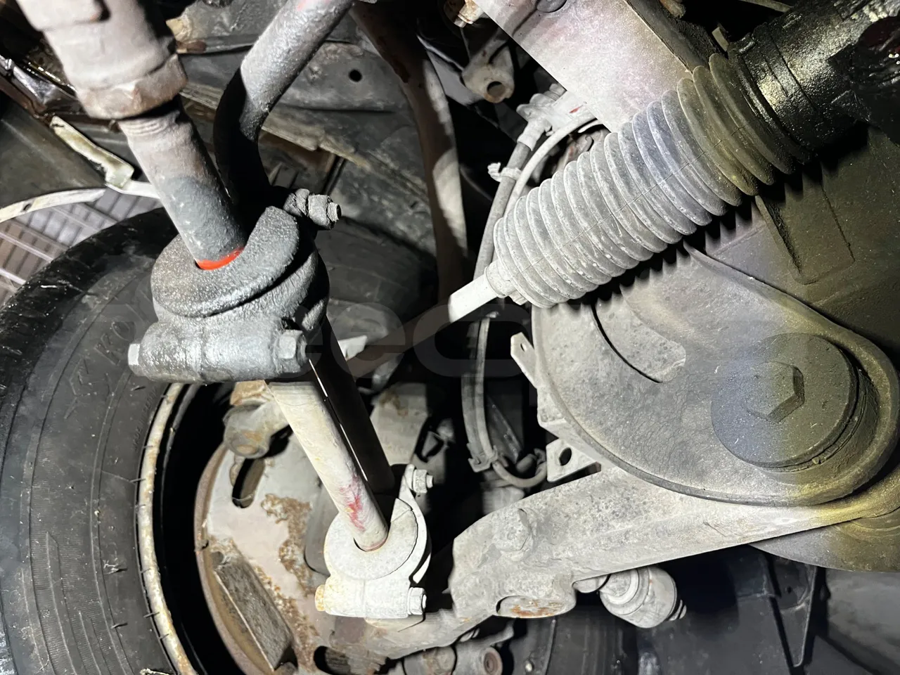 Iveco Daily A50C - Euro3 - 107kW - 6.948mt - front air springs left