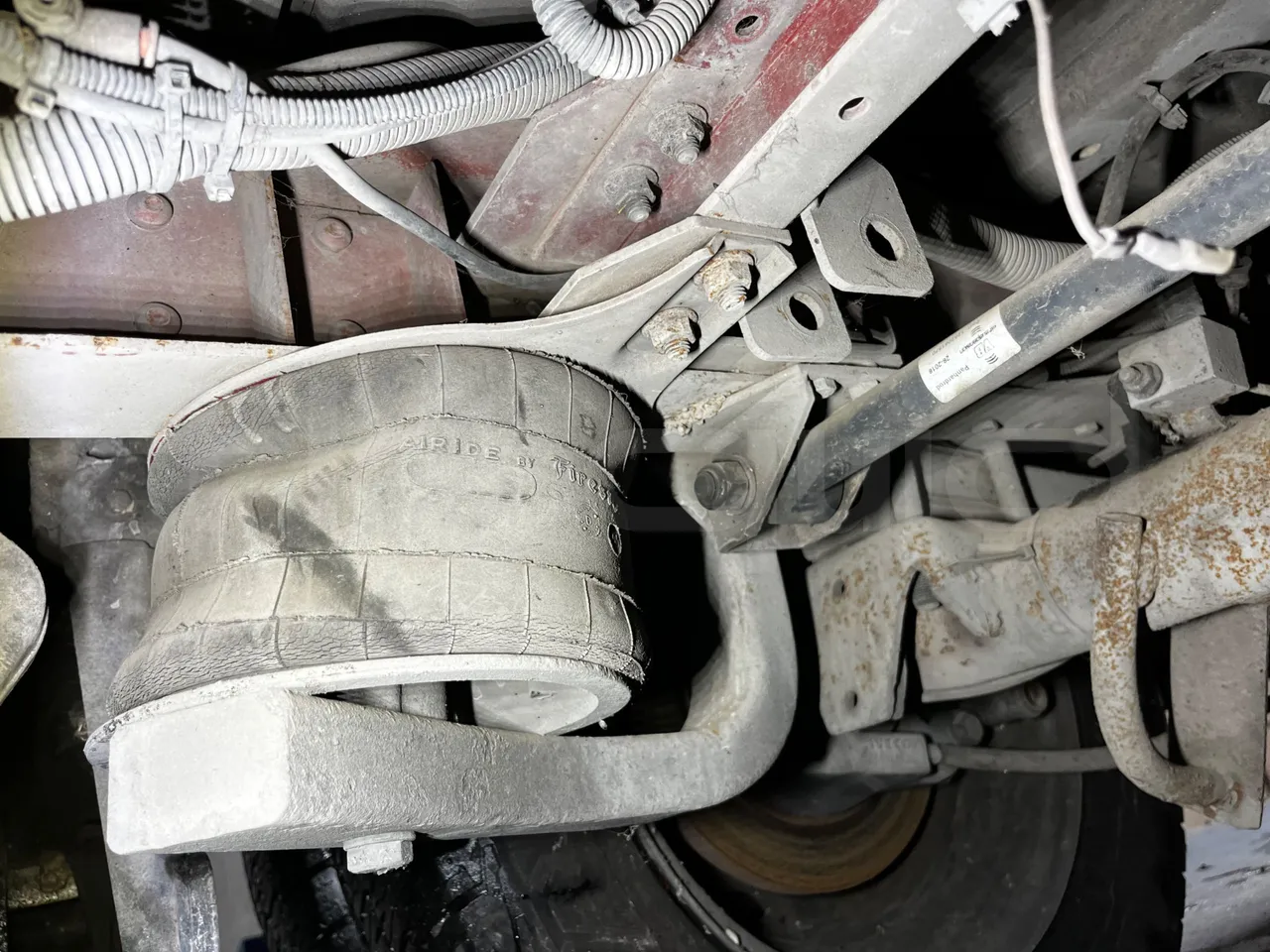 Iveco Daily A50C - Euro3 - 107kW - 6.948mt - axle 2 shock absorbers 2 left