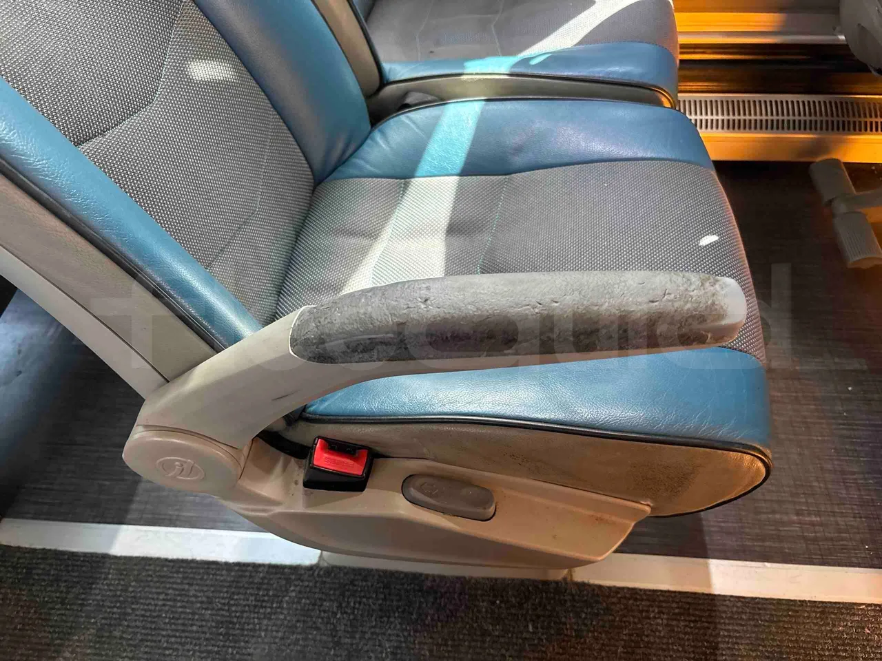 Irizar Volvo - armrest detail photo