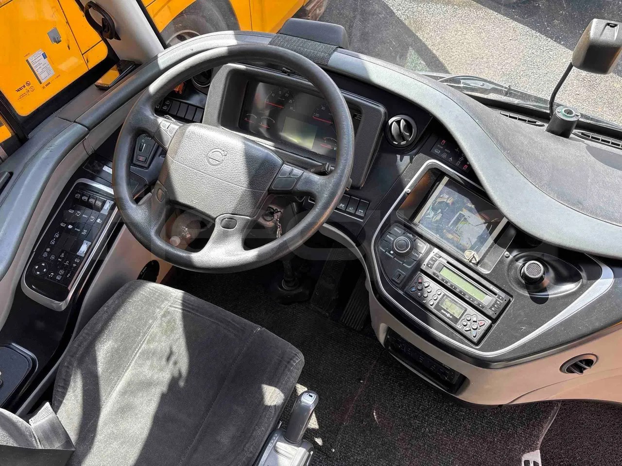 Irizar Volvo - buttons panels on