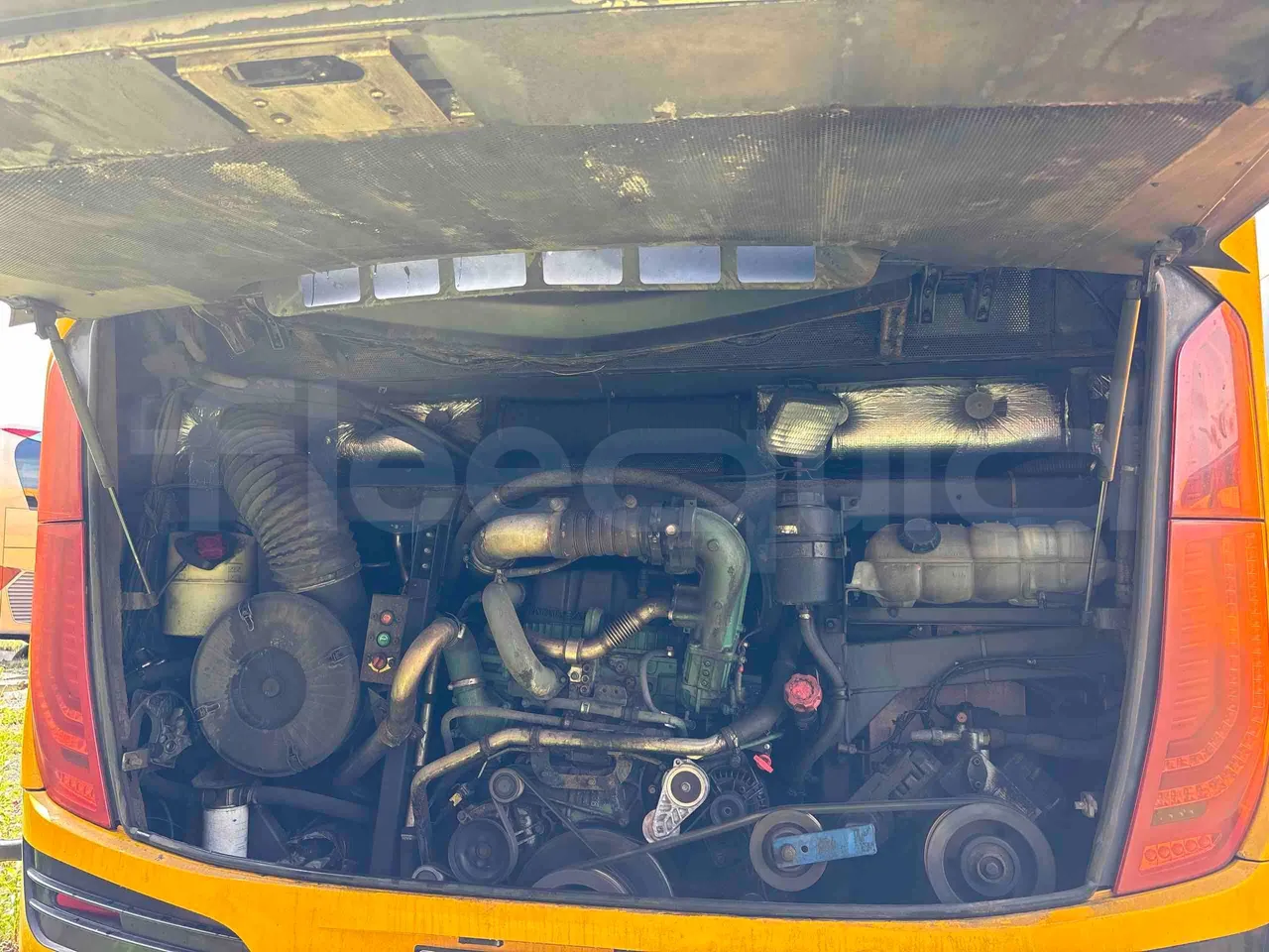 Irizar Volvo - rear hatch open