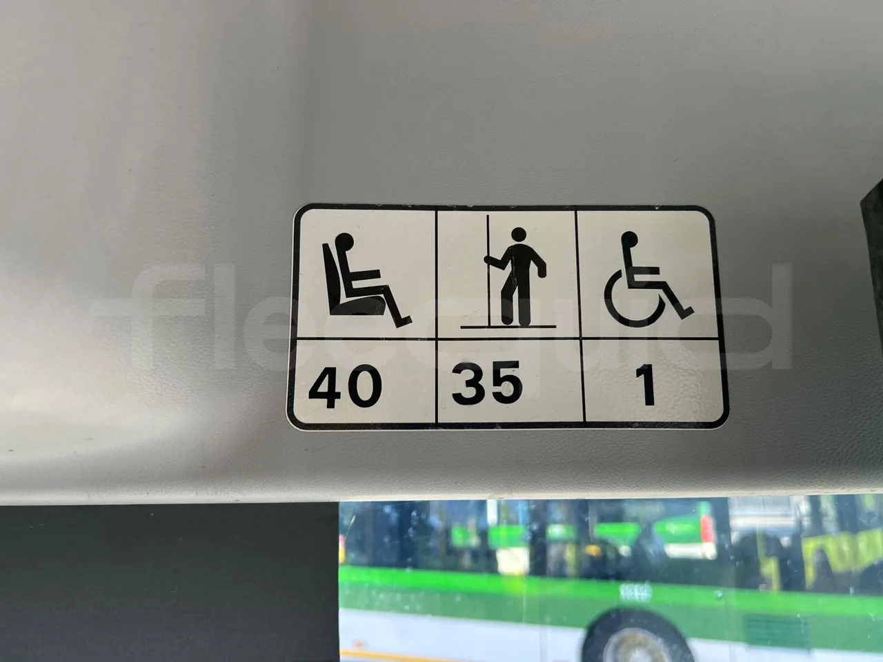 Mercedes-Benz Citaro O 530 LE - Euro5 - 220kW - 13.057mt - seat plate photo