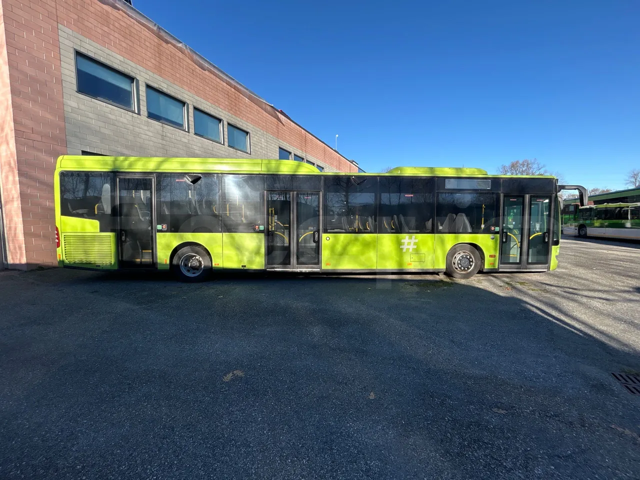 Mercedes-Benz Citaro O 530 LE - Euro5 - 220kW - 13.057mt - right side doors closed