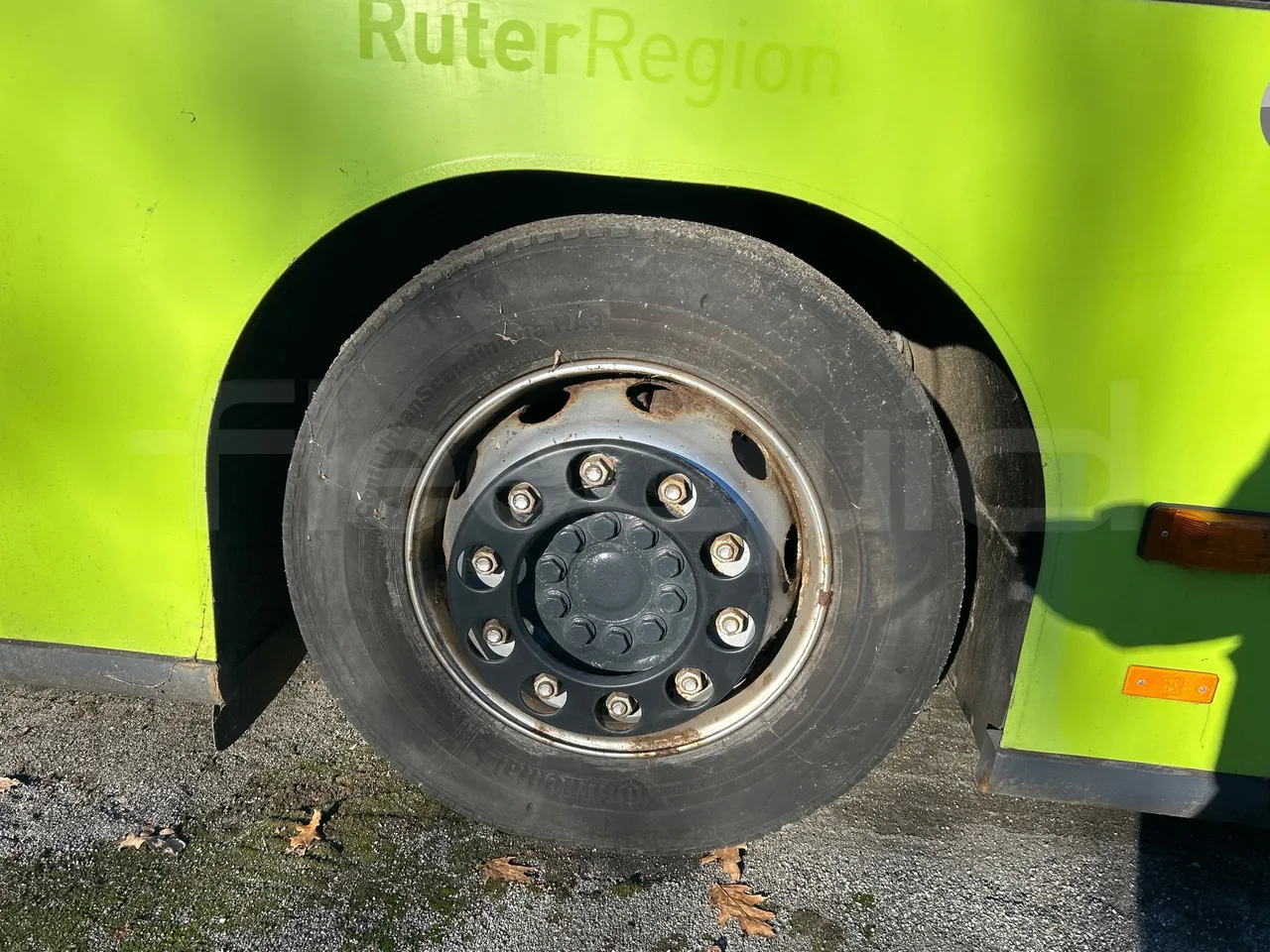 Mercedes-Benz Citaro O 530 LE - Euro5 - 220kW - 13.057mt - front left tire measurements
