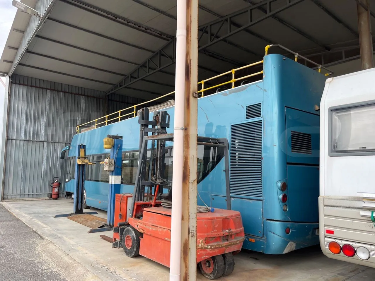 Volvo Urbis B7L/ Euro 3 - 184 Kw - 12 Mt - 3/4 left rear side