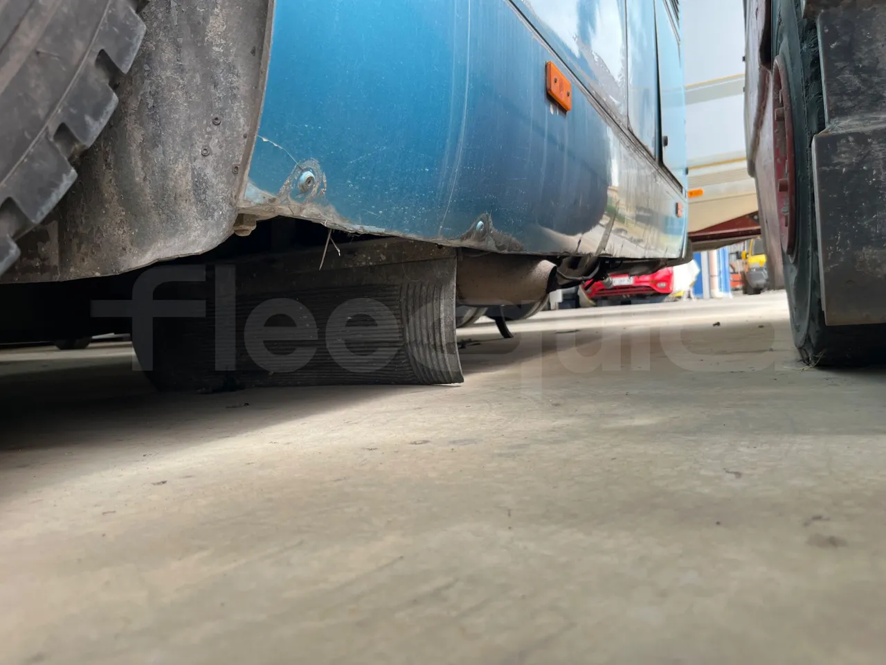 Volvo Urbis B7L/ Euro 3 - 184 Kw - 12 Mt - exhaust photo