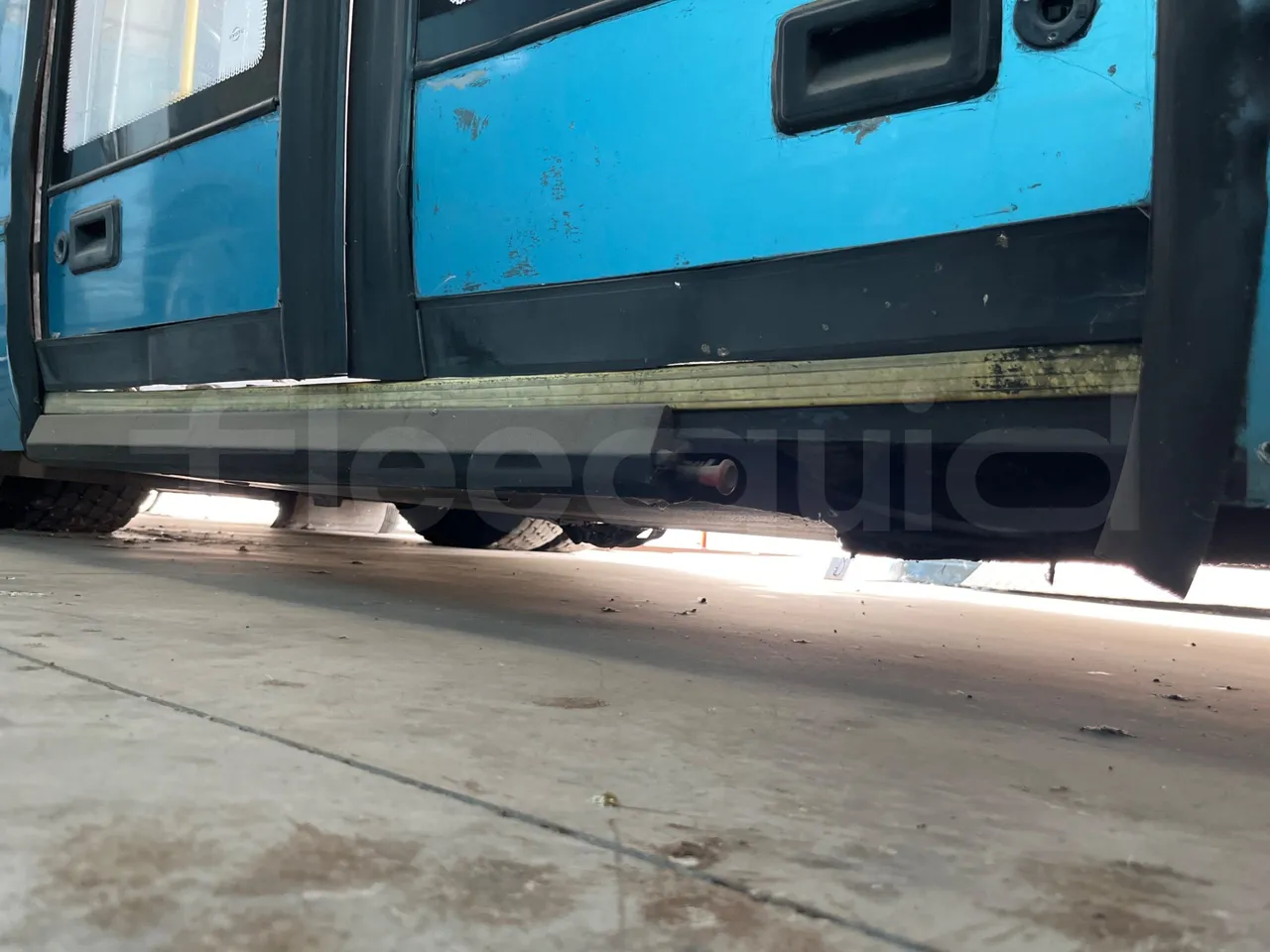 Volvo Urbis B7L/ Euro 3 - 184 Kw - 12 Mt - platform open photo