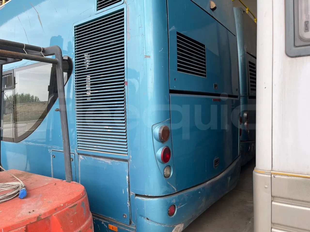 Volvo Urbis B7L/ Euro 3 - 184 Kw - 12 Mt - rear hatch closed