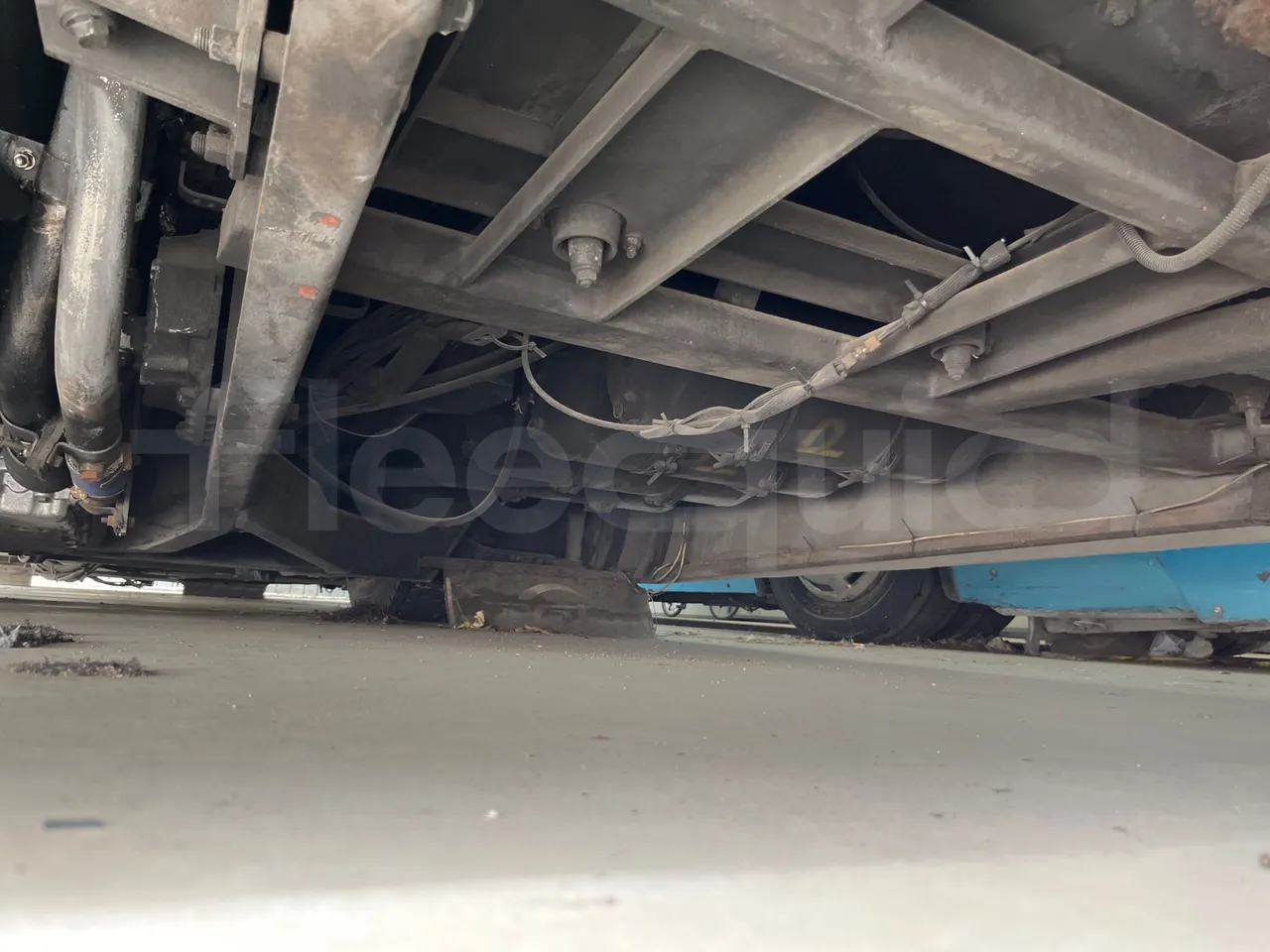 Volvo Urbis B7L/ Euro 3 - 184 Kw - 12 Mt - axle 3 right side